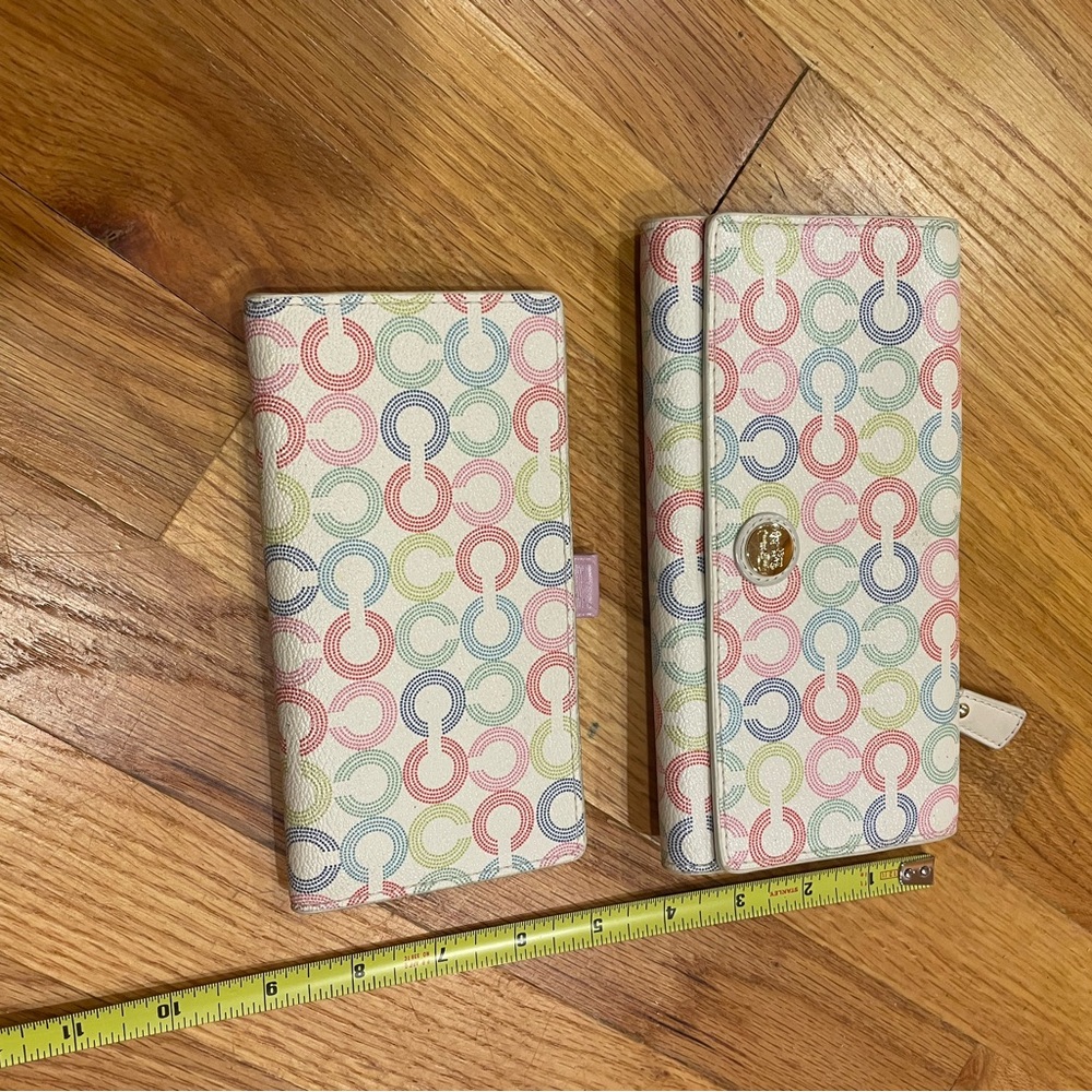 Coach Wallet Checkbook Set - Picture 7 of 7